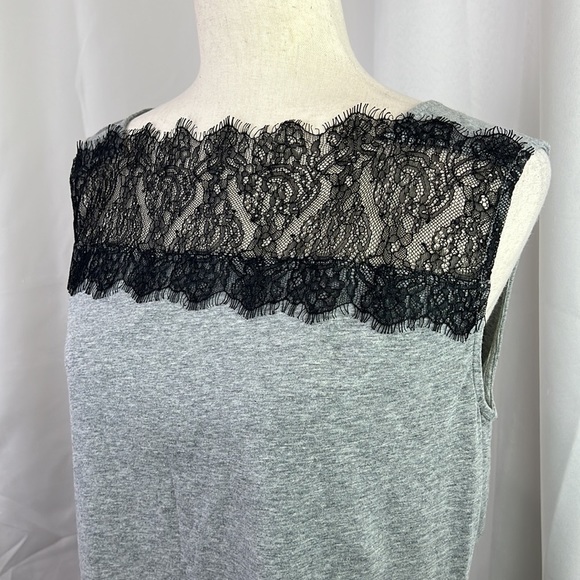 CABI Lacey Tee  Sleeveless Gray Sz XS #3815 EUC - Picture 3 of 5